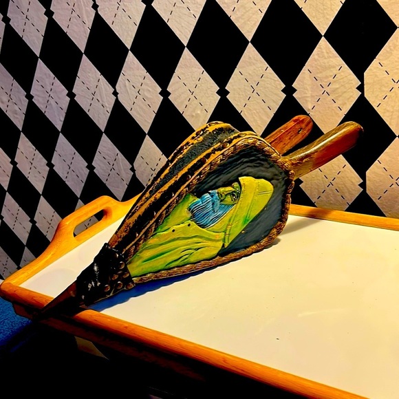 Vintage Bellows Hand-Carved & Painted Fisherman – Nautical Decor - Picture 8 of 9